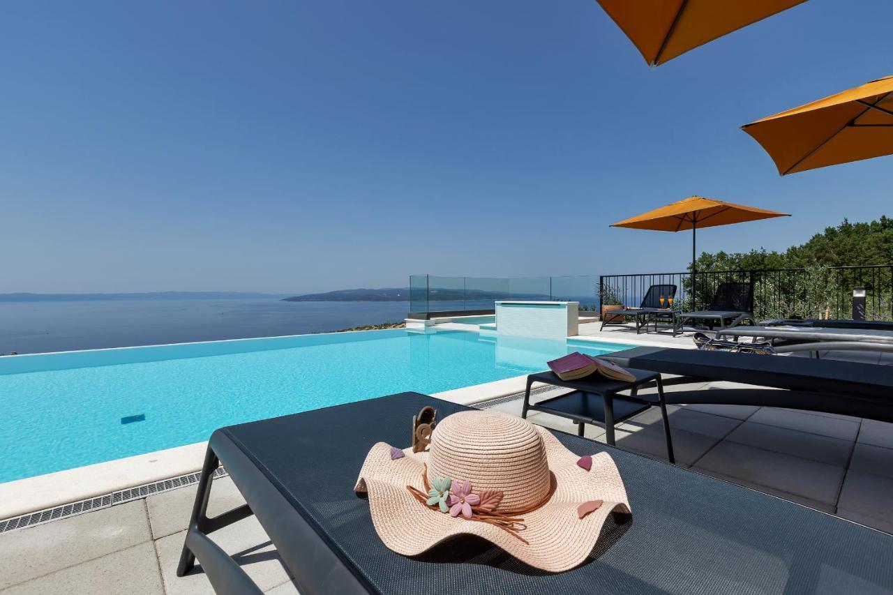Villa Dinora マカルスカ エクステリア 写真